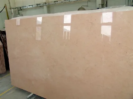 تصویر 4 از سنگ مرمریت سفید الیگودرز با شفافیت طبیعی و ساختار منسجم